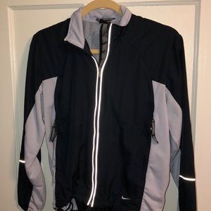 Nike run windbreaker